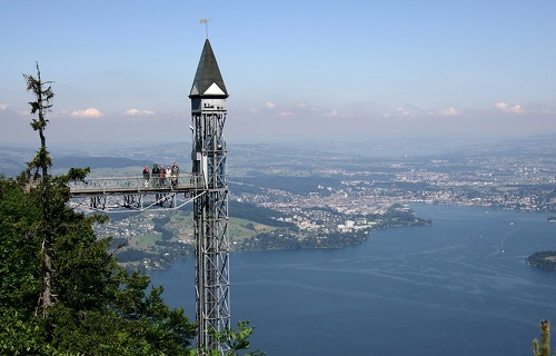 شگفت انگیزترین آسانسورهای جهان در سوئیس
