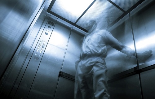 نشانه ها و دلایل ایجاد فوبیا یا ترس از آسانسور