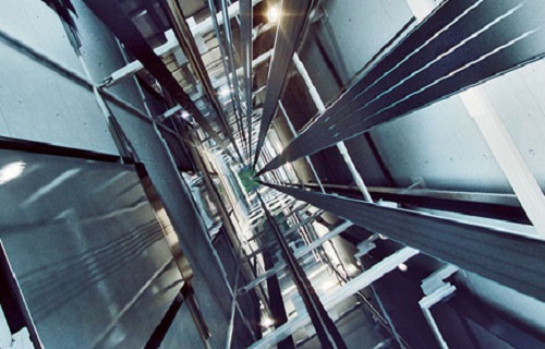 انواع آسانسور با سرعت های مختلف